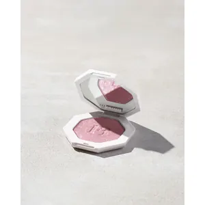 Fenty Beauty Killawatt Freestyle Highlighter